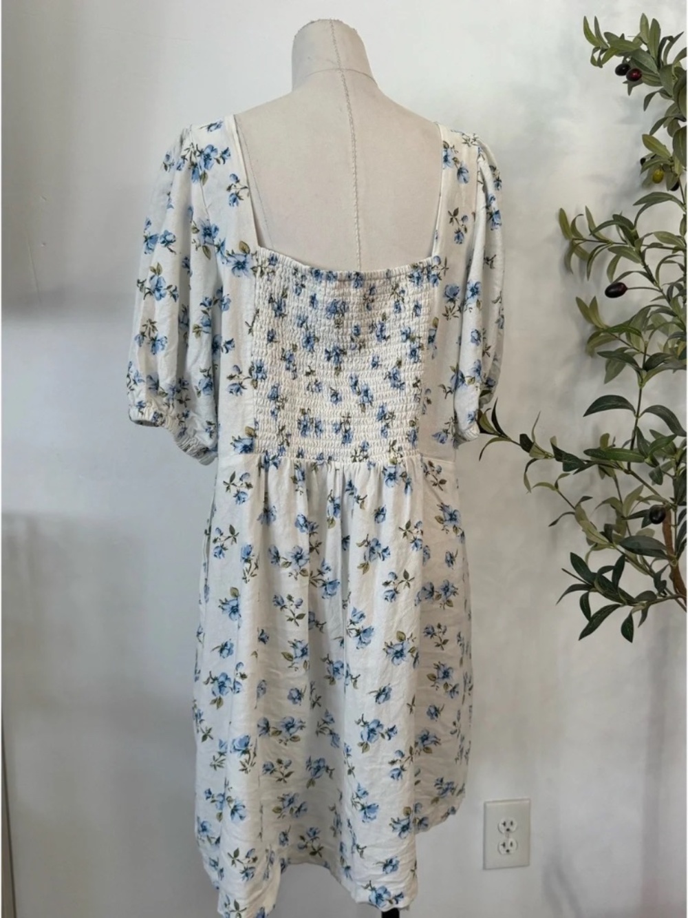 Old Navy Blue Floral Linen Blend Mini Dress XL Cottagecore Puff Sleeve Dress - Picture 6 of 6